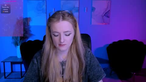 Snapshot of tender_louise chatting on March 24, 2026, 8:25 pm ur Louise online show from March 24, 2026, 8:25 pm