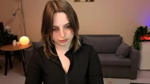 tender_meow online show from May 4, 2026, 7:21 pm