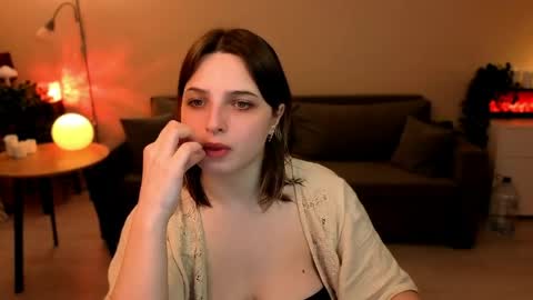 tender_meow online show from May 17, 2026, 12:52 am