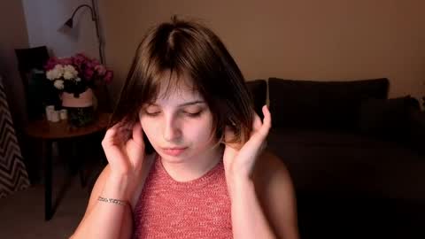tender_meow online show from June 3, 2026, 6:24 pm