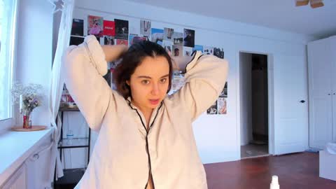 tenderalise online show from January 4, 2025, 10:16 am