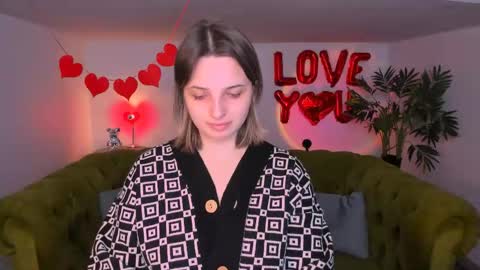 Lisa online show from March 18, 2026, 1:36 pm