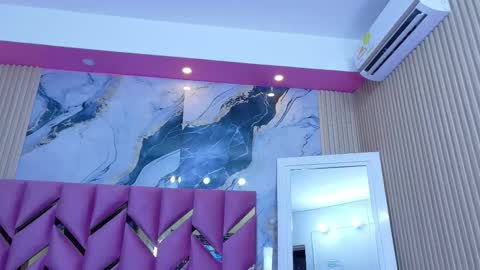 Tatiana online show from November 26, 2025, 12:28 pm