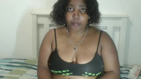 Snapshot of tenderousdoll chatting on July 2, 2026, 7:09 pm TenderousDoll online show from July 2, 2026, 7:09 pm