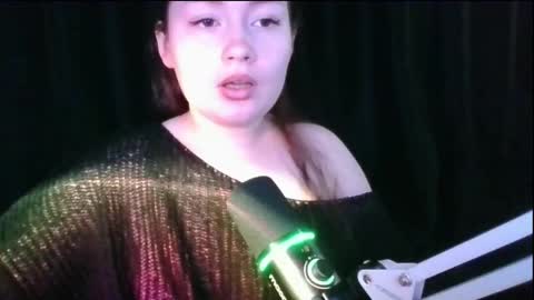 tendre_amelia online show from May 19, 2026, 6:53 am