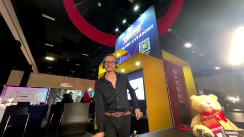 Ty online show from November 9, 2025, 7:01 pm