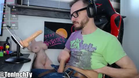 Snapshot of teninchty chatting on February 17, 2026, 8:48 pm Ty online show from February 17, 2026, 8:48 pm