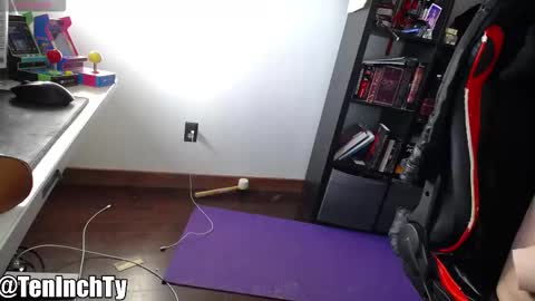 Snapshot of teninchty chatting on March 26, 2026, 4:23 pm Ty online show from March 26, 2026, 4:23 pm