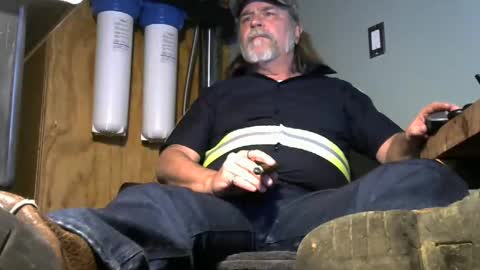 Tennredneck online show from March 4, 2025, 2:06 am