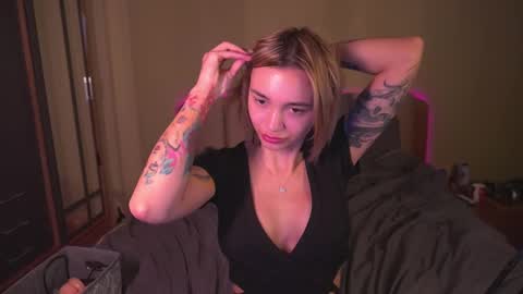 Teya online show from March 1, 2025, 9:29 am