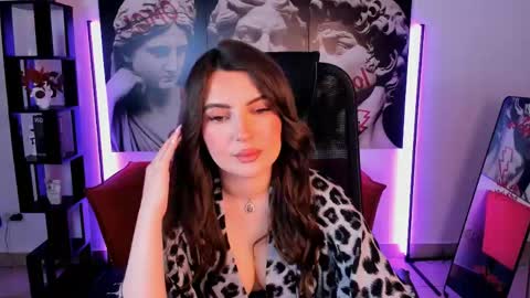 teona online show from May 16, 2026, 6:54 am