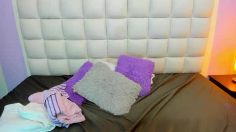 Teresa online show from September 17, 2025, 1:46 pm