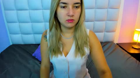 Teresa online show from November 22, 2025, 12:26 pm