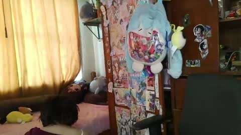 Terra Elowen online show from April 29, 2026, 3:27 pm