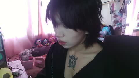 Terra Elowen online show from June 3, 2026, 2:33 pm