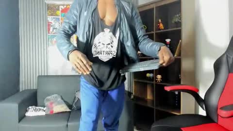 terranze_z online show from January 7, 2025, 2:42 am