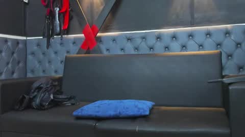 Snapshot of terranze_z chatting on October 3, 2025, 7:44 pm terranze_z online show from October 3, 2025, 7:44 pm