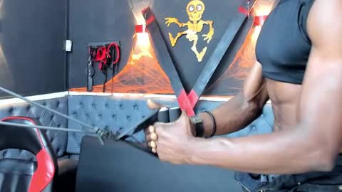 Snapshot of terranze_z chatting on October 30, 2025, 9:04 pm terranze_z online show from October 30, 2025, 9:04 pm