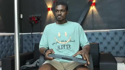 Snapshot of terranze_z chatting on November 3, 2025, 8:21 pm terranze_z online show from November 3, 2025, 8:21 pm