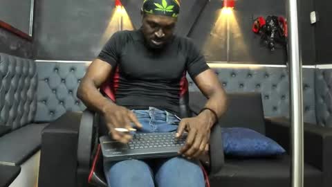 terranze_z online show from February 14, 2026, 7:21 pm