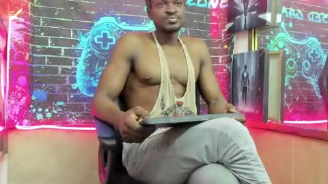 terranze_z online show from May 2, 2026, 12:10 pm