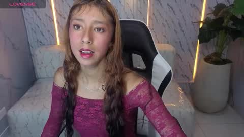 Online 800 to 1400 online show from October 9, 2025, 12:47 pm