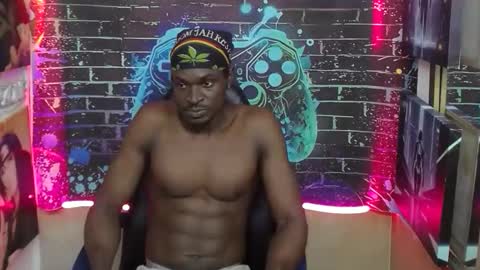 terry_zyzz online show from April 25, 2026, 1:41 pm