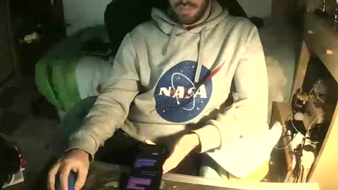 Snapshot of terwosdex chatting on February 7, 2026, 2:43 pm terwosdex online show from February 7, 2026, 2:43 pm