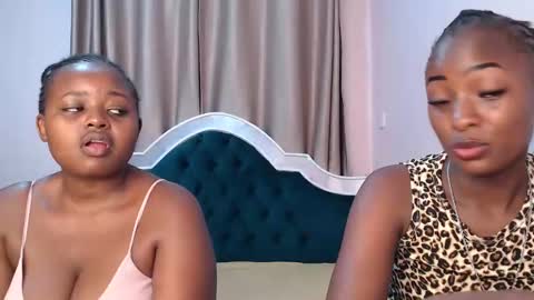 Snapshot of tess_tacy chatting on February 22, 2025, 9:15 pm Tacy online show from February 22, 2025, 9:15 pm