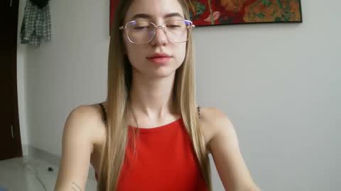 tessa_calmness online show from March 3, 2026, 3:45 am