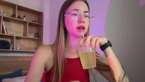 Snapshot of tessa_calmness chatting on April 27, 2026, 1:47 am tessa_calmness online show from April 27, 2026, 1:47 am