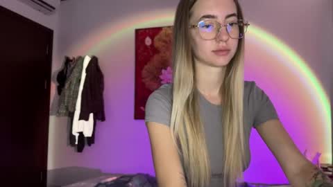 Snapshot of tessa_calmness chatting on May 27, 2026, 2:52 am tessa_calmness online show from May 27, 2026, 2:52 am