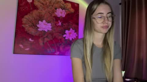 Snapshot of tessa_calmness chatting on May 30, 2026, 3:03 am tessa_calmness online show from May 30, 2026, 3:03 am