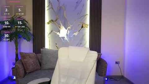 Tessa Fox online show from November 7, 2025, 11:32 am