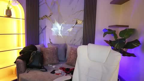 Tessa Fox online show from March 19, 2026, 11:36 am