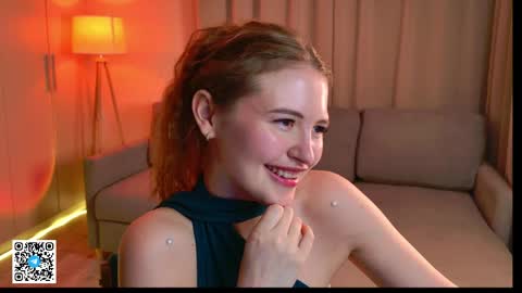 Snapshot of tesssahart chatting on May 21, 2026, 3:19 pm TessaHart online show from May 21, 2026, 3:19 pm