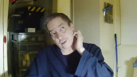 tetuo2 online show from February 3, 2025, 5:29 am