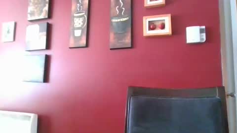 tetuo2 online show from February 8, 2025, 6:33 pm