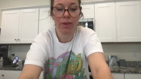 Daphne Summers online show from November 14, 2025, 4:17 pm