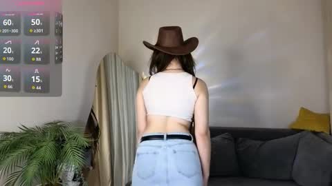 Snapshot of teyasoul chatting on November 17, 2025, 10:04 pm Teya online show from November 17, 2025, 10:04 pm