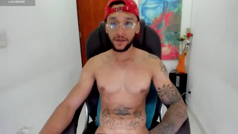Snapshot of teylor_cristian chatting on January 17, 2025, 2:08 am Cristhian Teylor online show from January 17, 2025, 2:08 am