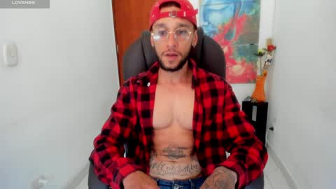 Snapshot of teylor_cristian chatting on January 19, 2025, 10:28 pm Cristhian Teylor online show from January 19, 2025, 10:28 pm
