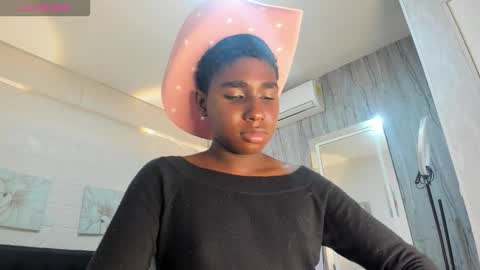 Snapshot of teylor_lovee chatting on February 7, 2026, 10:02 pm teylor_lovee online show from February 7, 2026, 10:02 pm