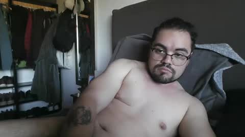 Tezeex online show from October 8, 2025, 9:01 pm