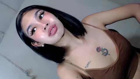 Luna online show from December 19, 2024, 4:56 am
