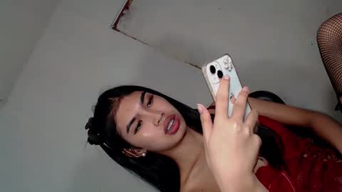 Luna online show from January 4, 2025, 9:21 am
