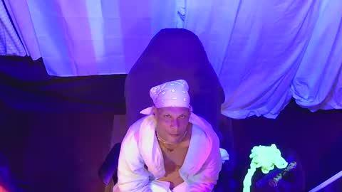 tgirllover69141980 online show from October 21, 2025, 5:19 am