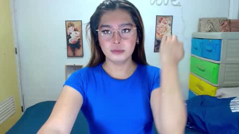 tgirlselena online show from November 5, 2025, 10:48 am