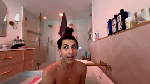 babygirlmami online show from February 10, 2026, 8:02 pm