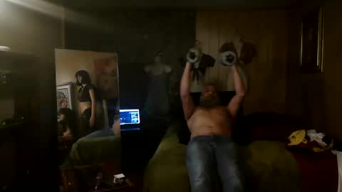 Snapshot of tha_commander69 chatting on December 29, 2024, 2:21 pm tha Commander69 online show from December 29, 2024, 2:21 pm